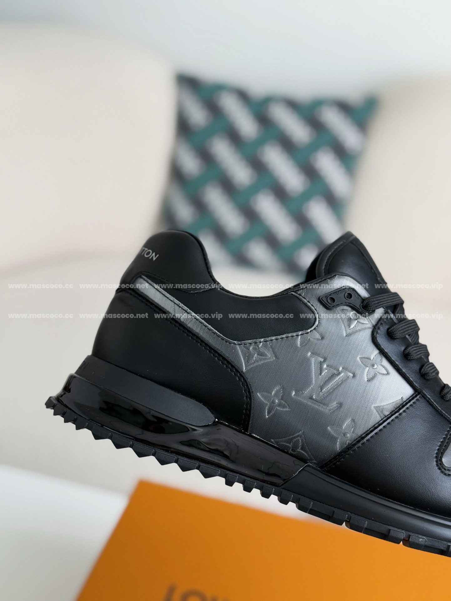 L X V RUN AWAY Casual Shoes detail 7
