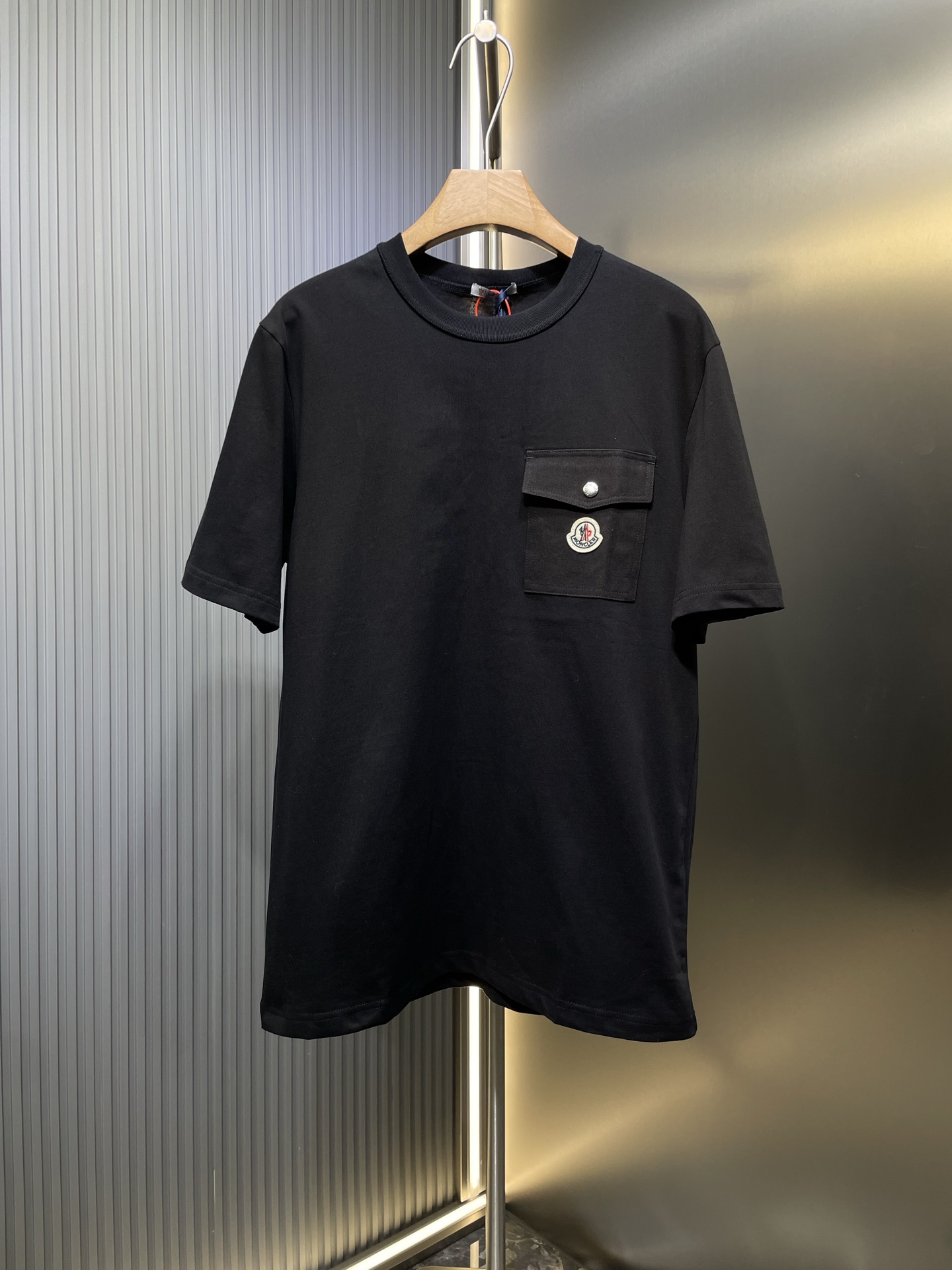 MONC NEW  T-shirt