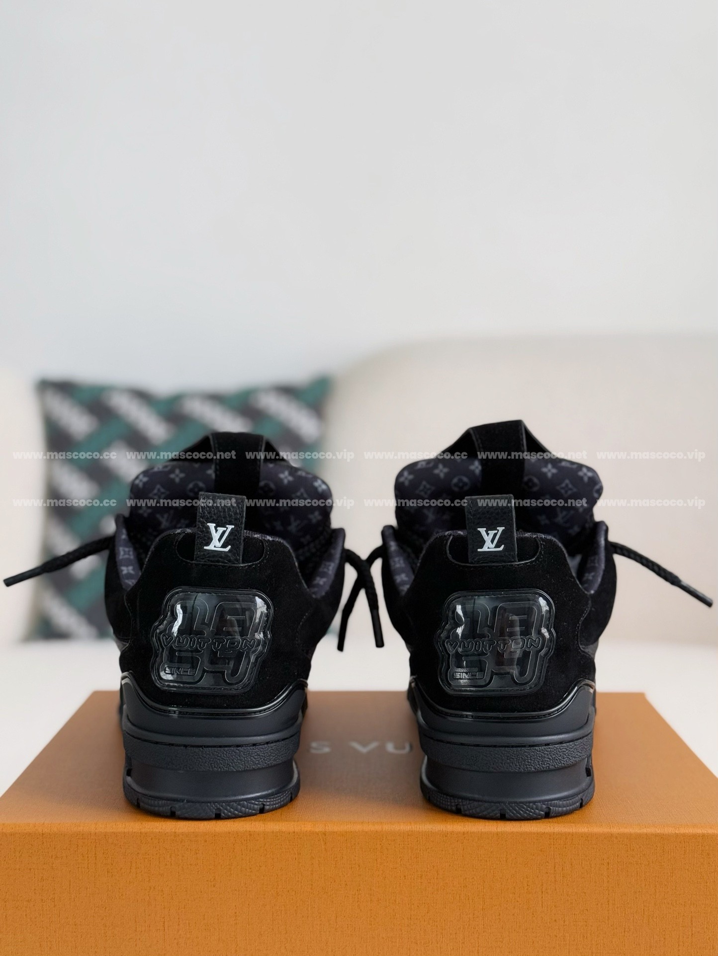 L X V SKATE LOW-TOP SNEAKERS detail 3