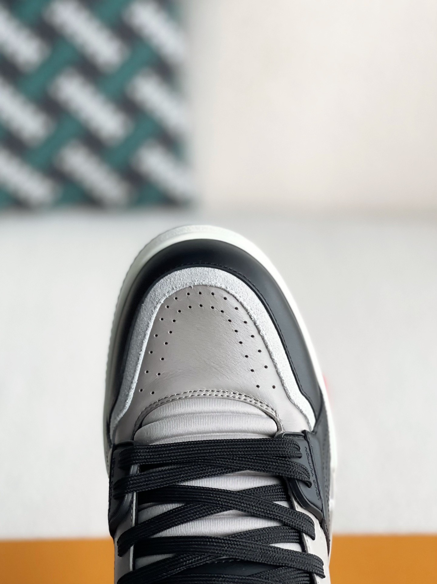 L X V TRAINER SNEAKERS(Men's style) detail 9