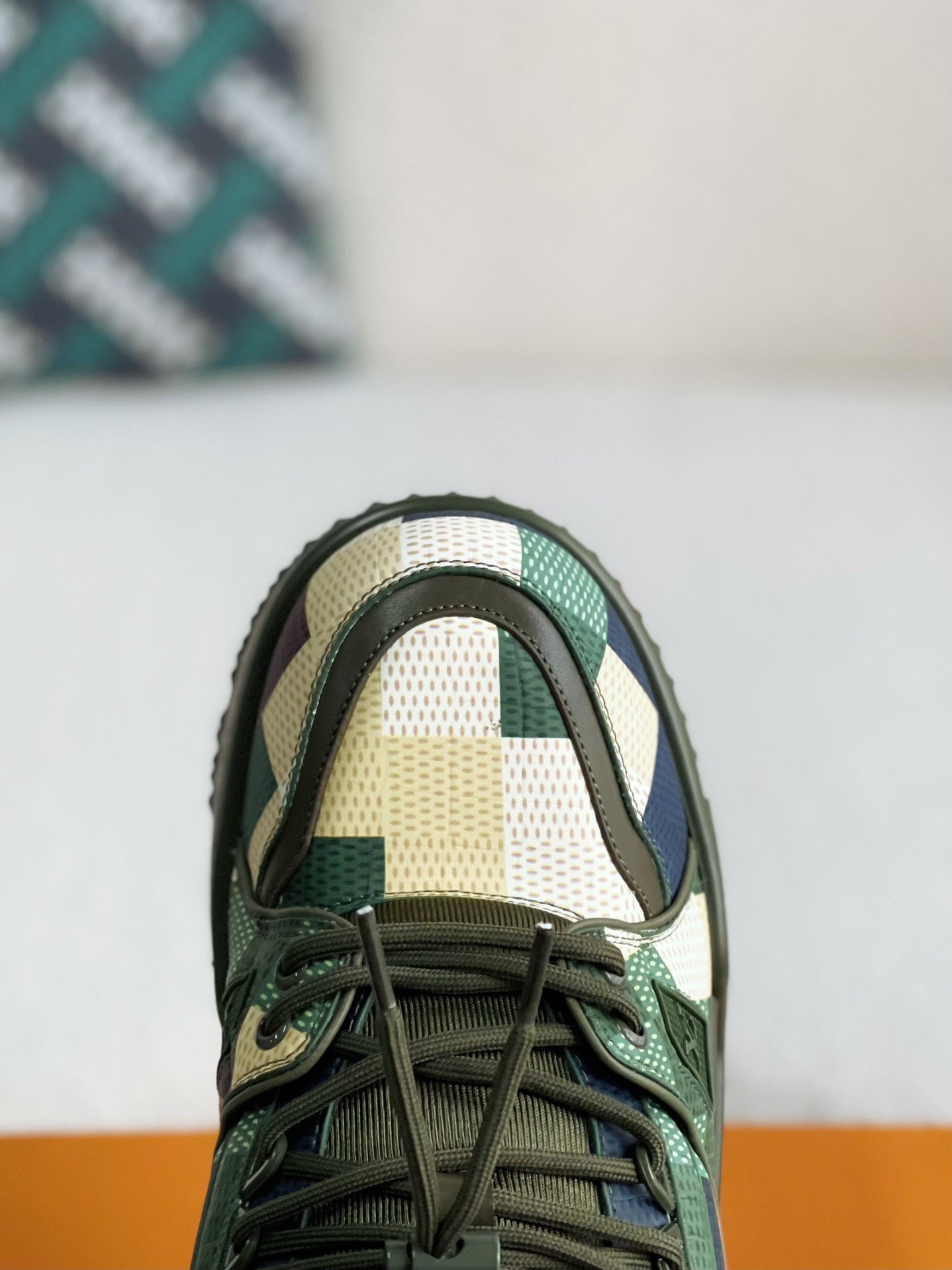 L X V TRAINER MAXI SNEAKERS detail 8