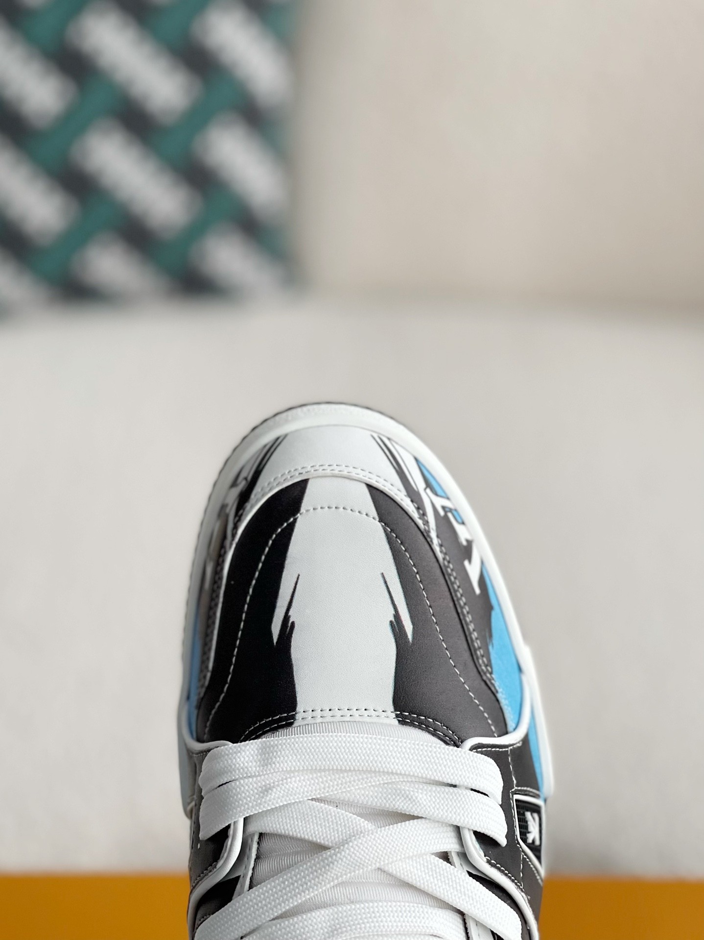 L X V TRAINER 1A9IQ5 Sneakers detail 9