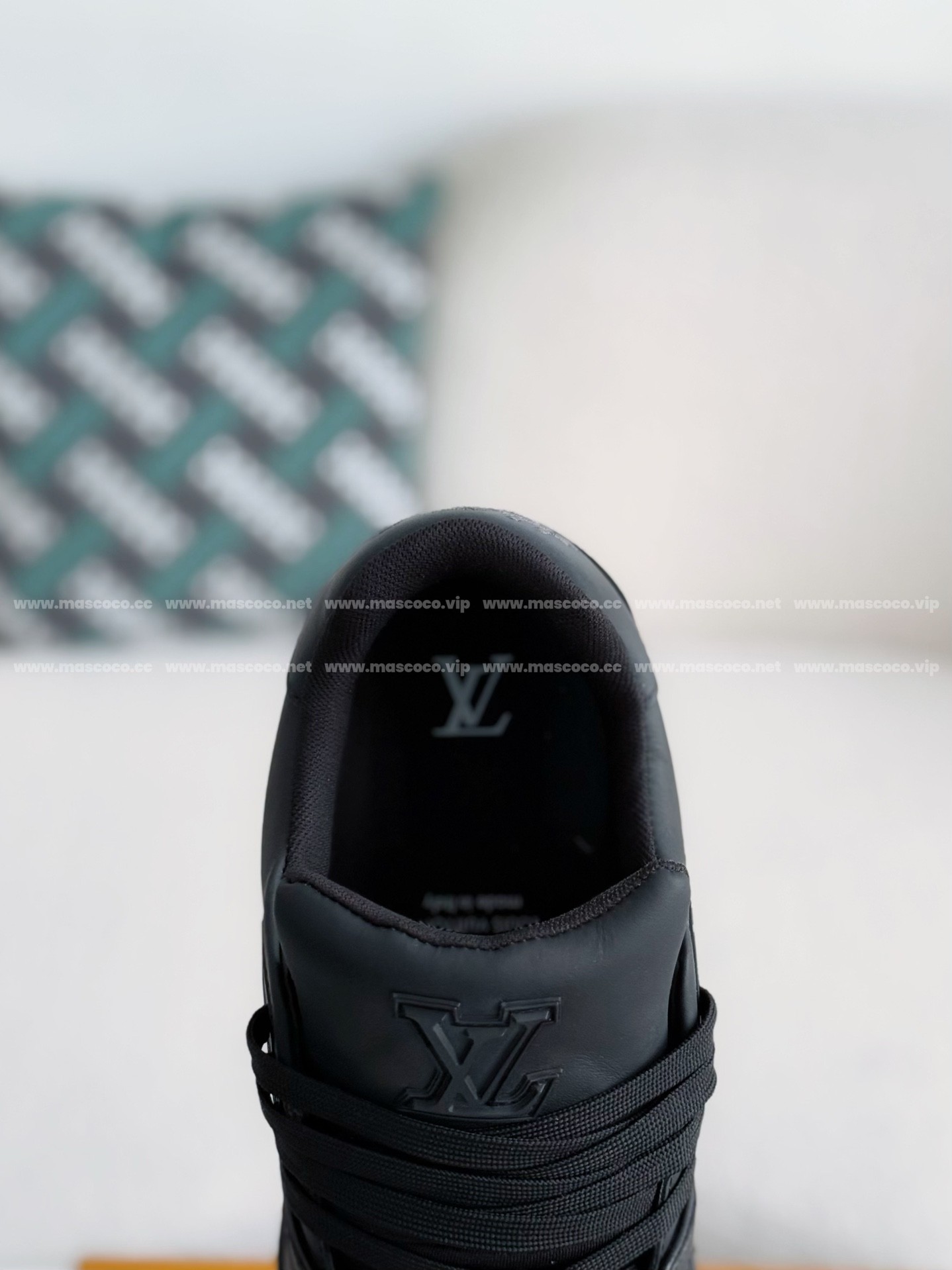 L X V TRAINER SNEAKERS detail 9