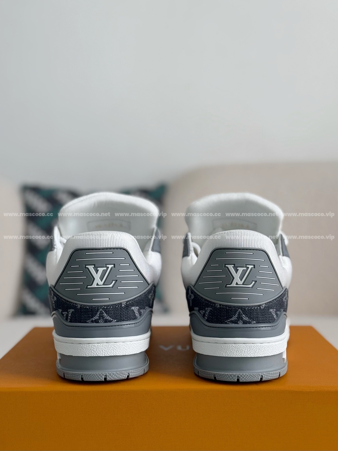 L X V TRAINERS SNEAKERS detail 3