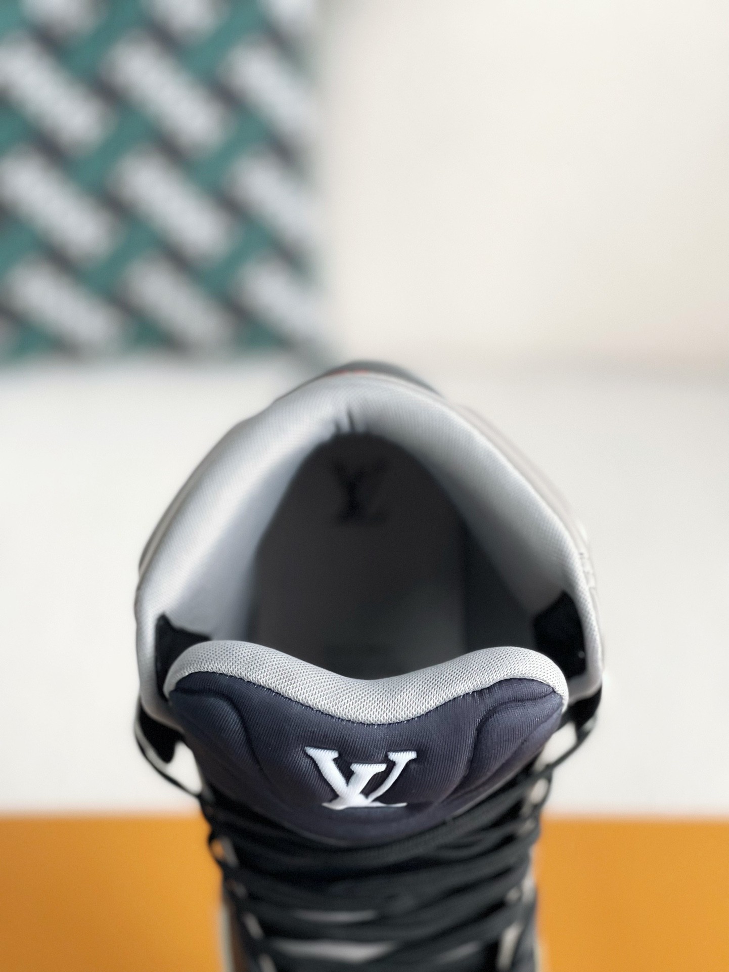 L X V TRAINER SNEAKERS(Men's style) detail 9