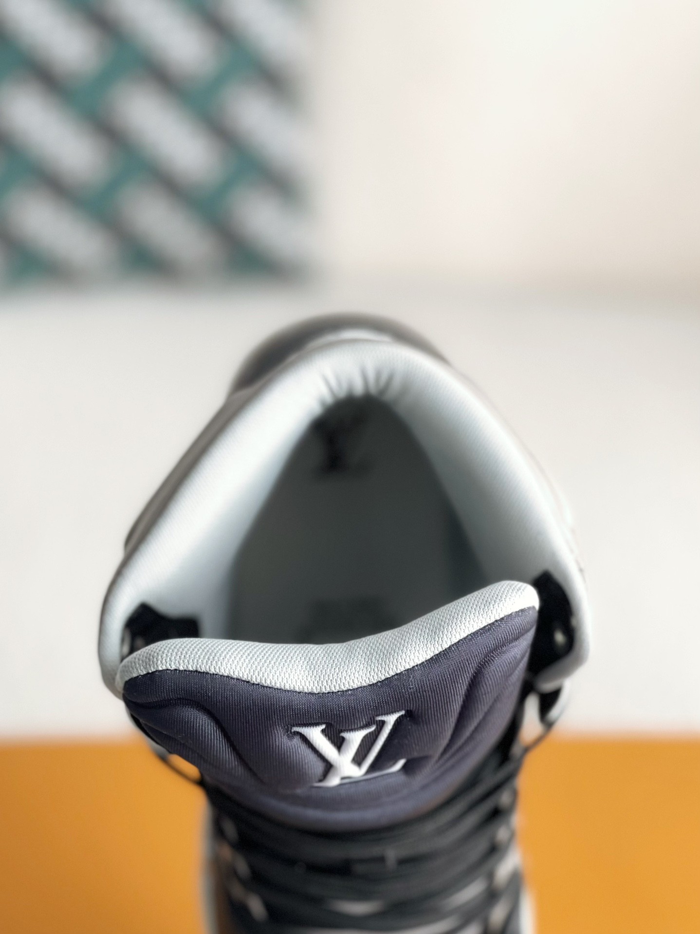 L X V TRAINER SNEAKERS(Men's style) detail 10