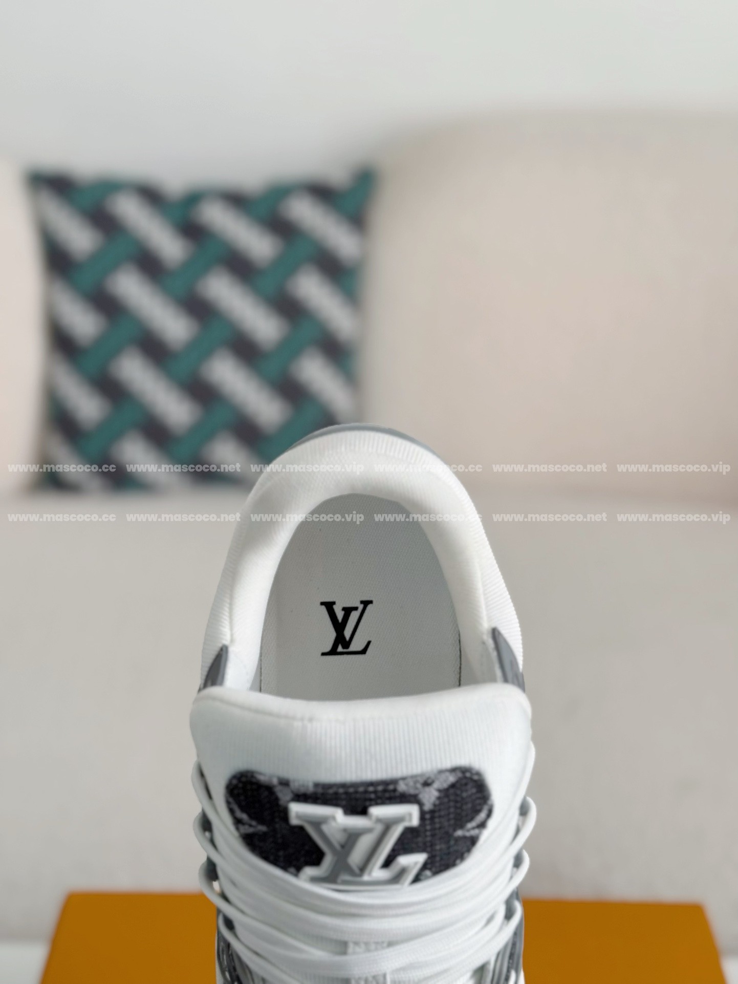 L X V TRAINERS SNEAKERS detail 8