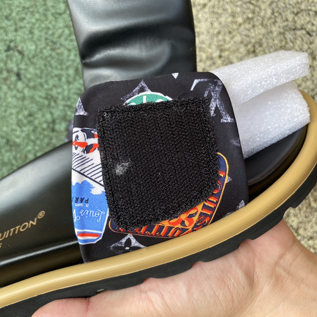 L X V SLIPPERS detail 9