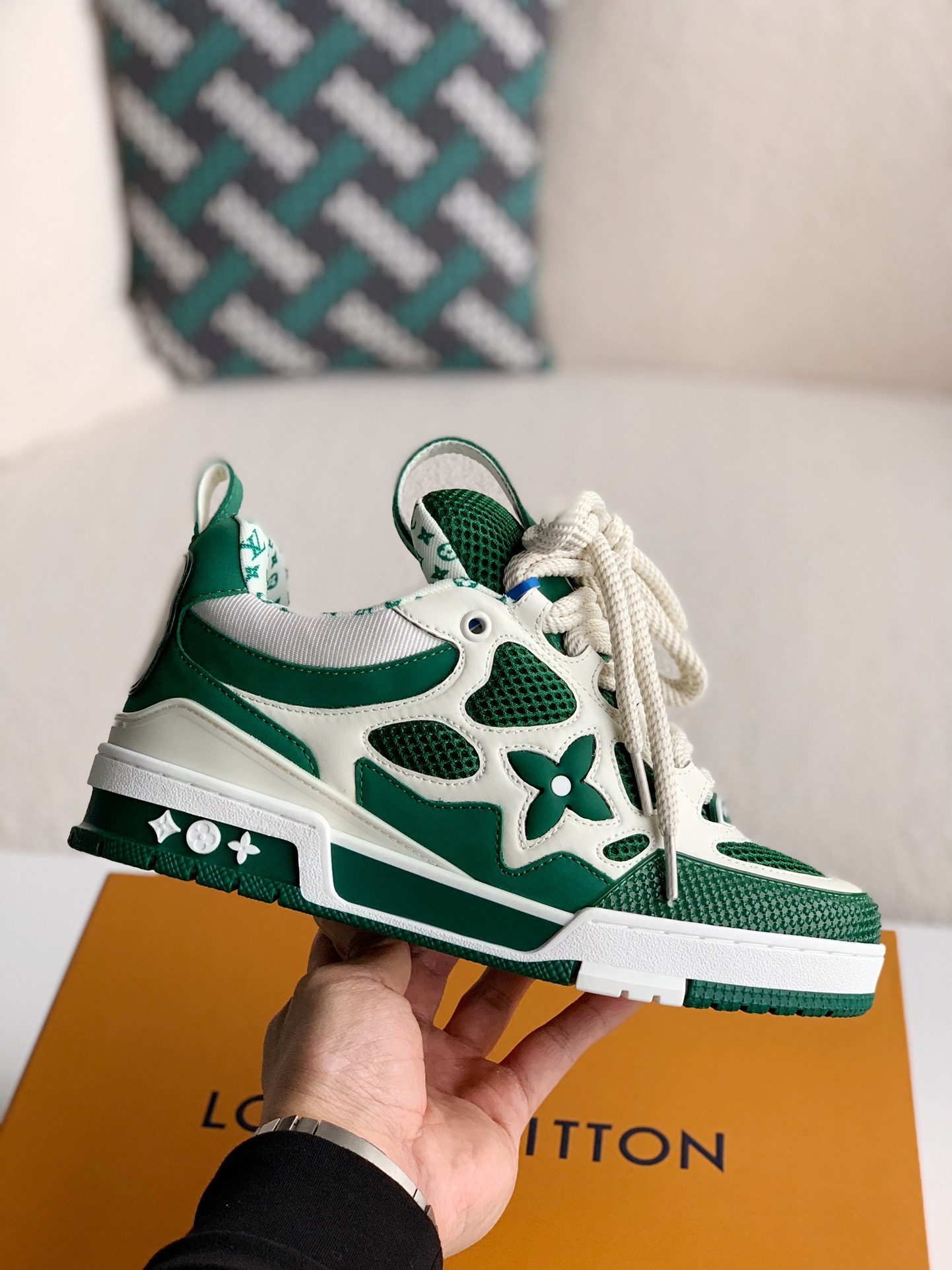 L X V Skate Sneaker detail 3