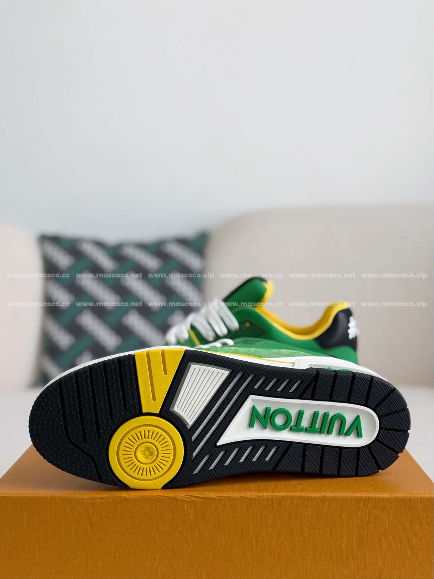 L X V TRAINER SNEAKERS detail 5