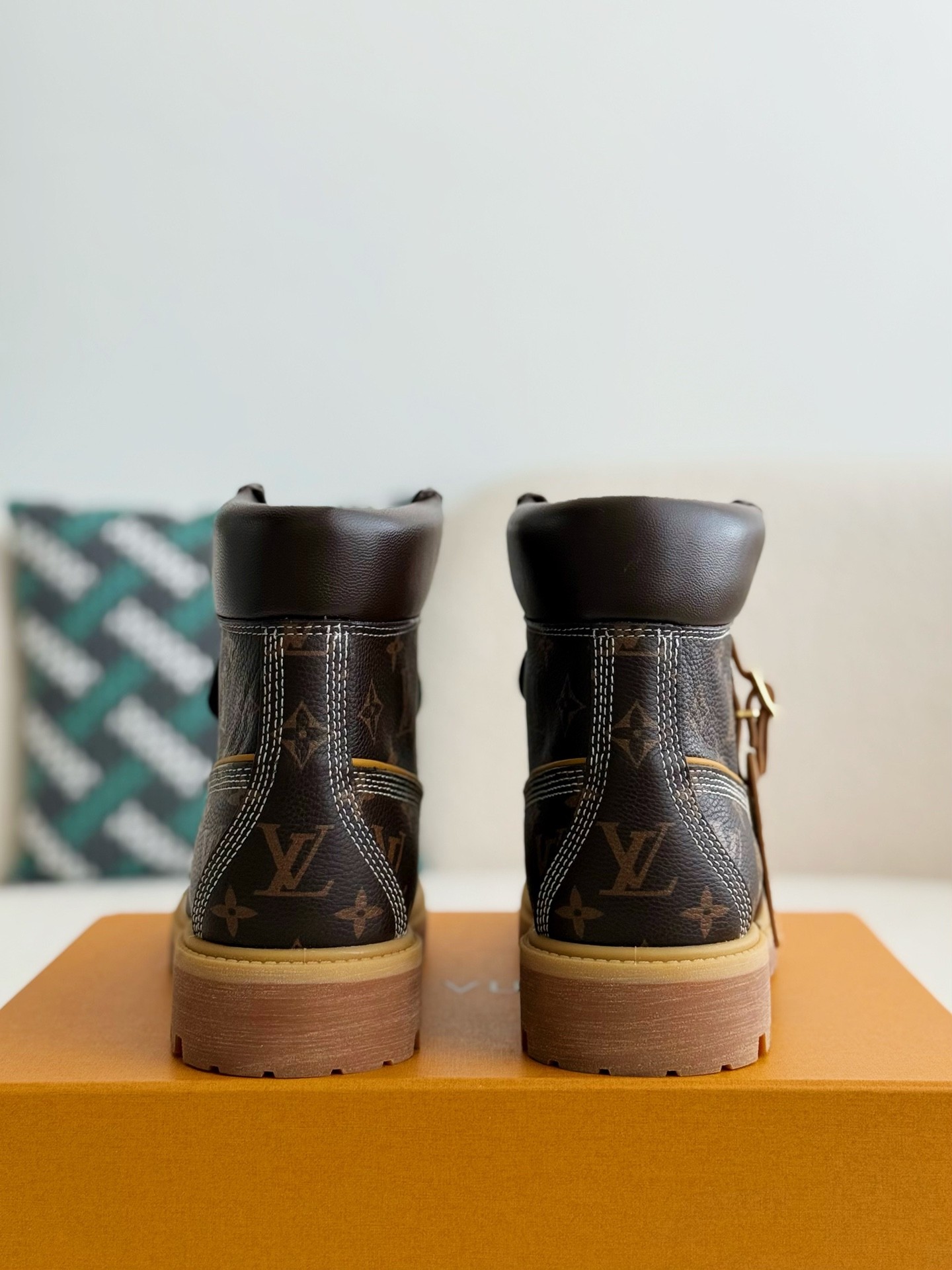 L X V x Timland boots/Martin boots/boots detail 3