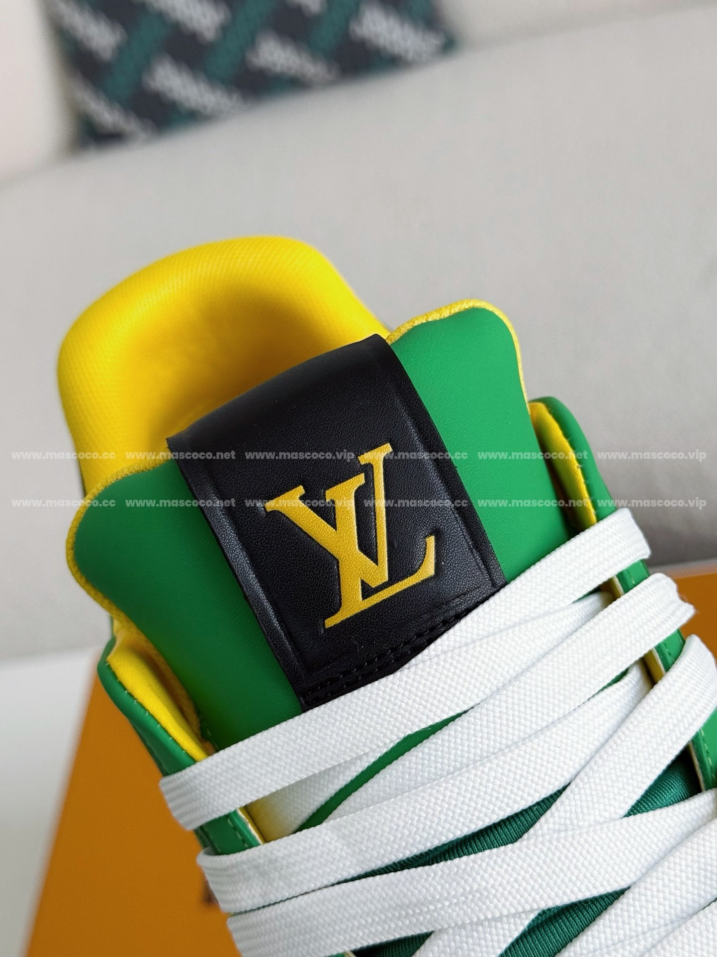 L X V TRAINER SNEAKERS detail 10