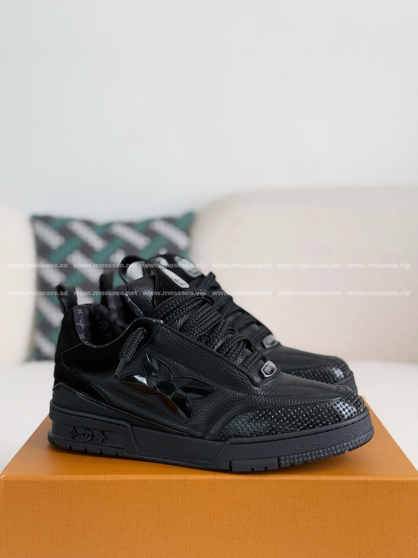 L X V SKATE LOW-TOP SNEAKERS detail 2