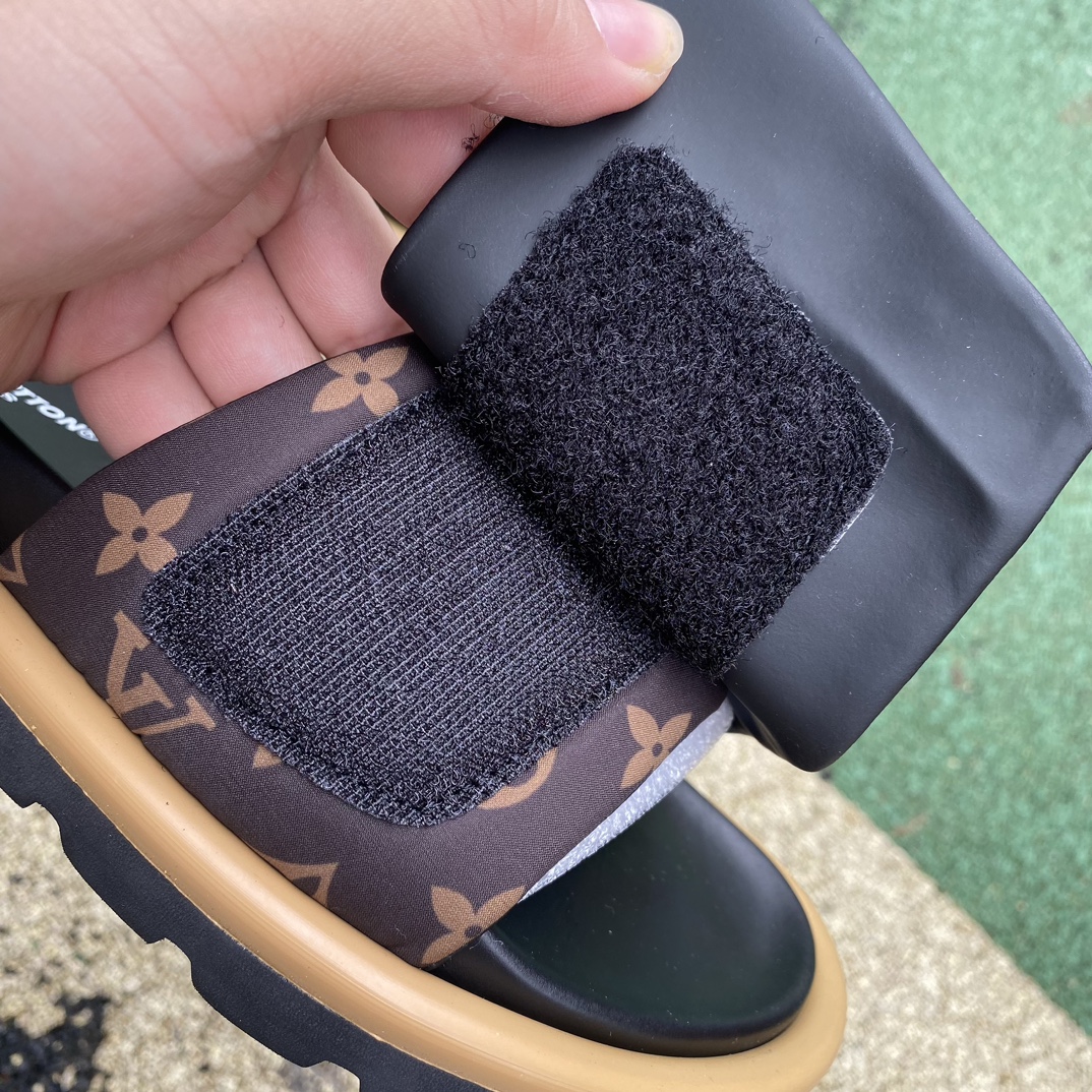 L X V SLIPPERS detail 9