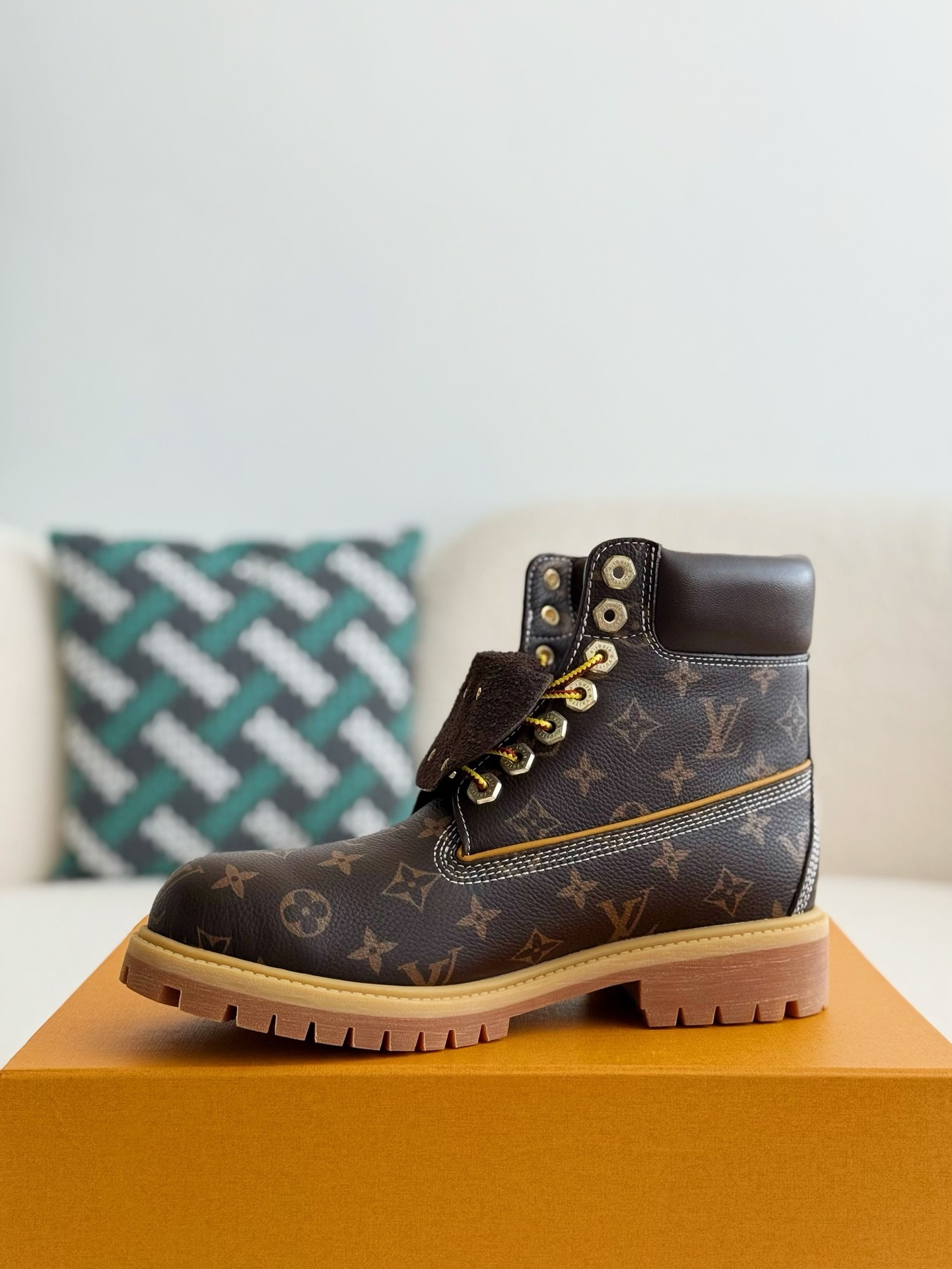 L X V x Timland boots/Martin boots/boots detail 4