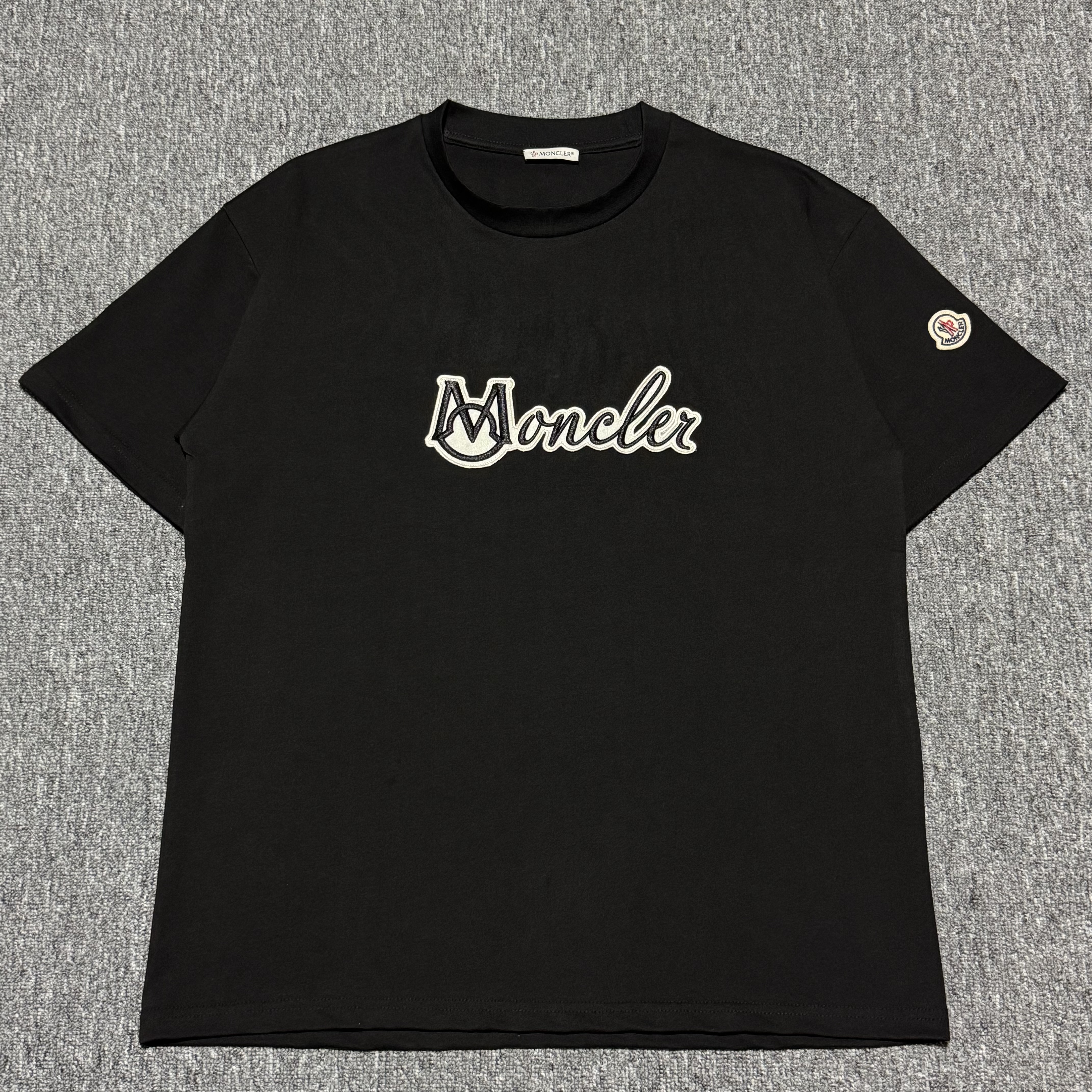 MONC NEW  T-shirt