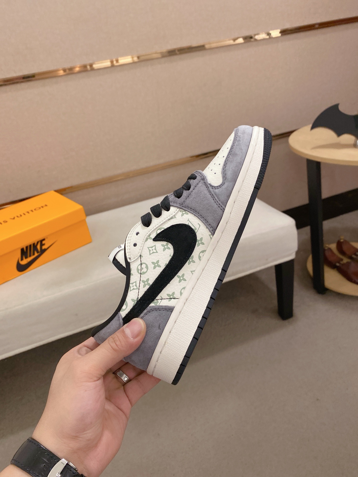 L X V × NK Air 1 low detail 8