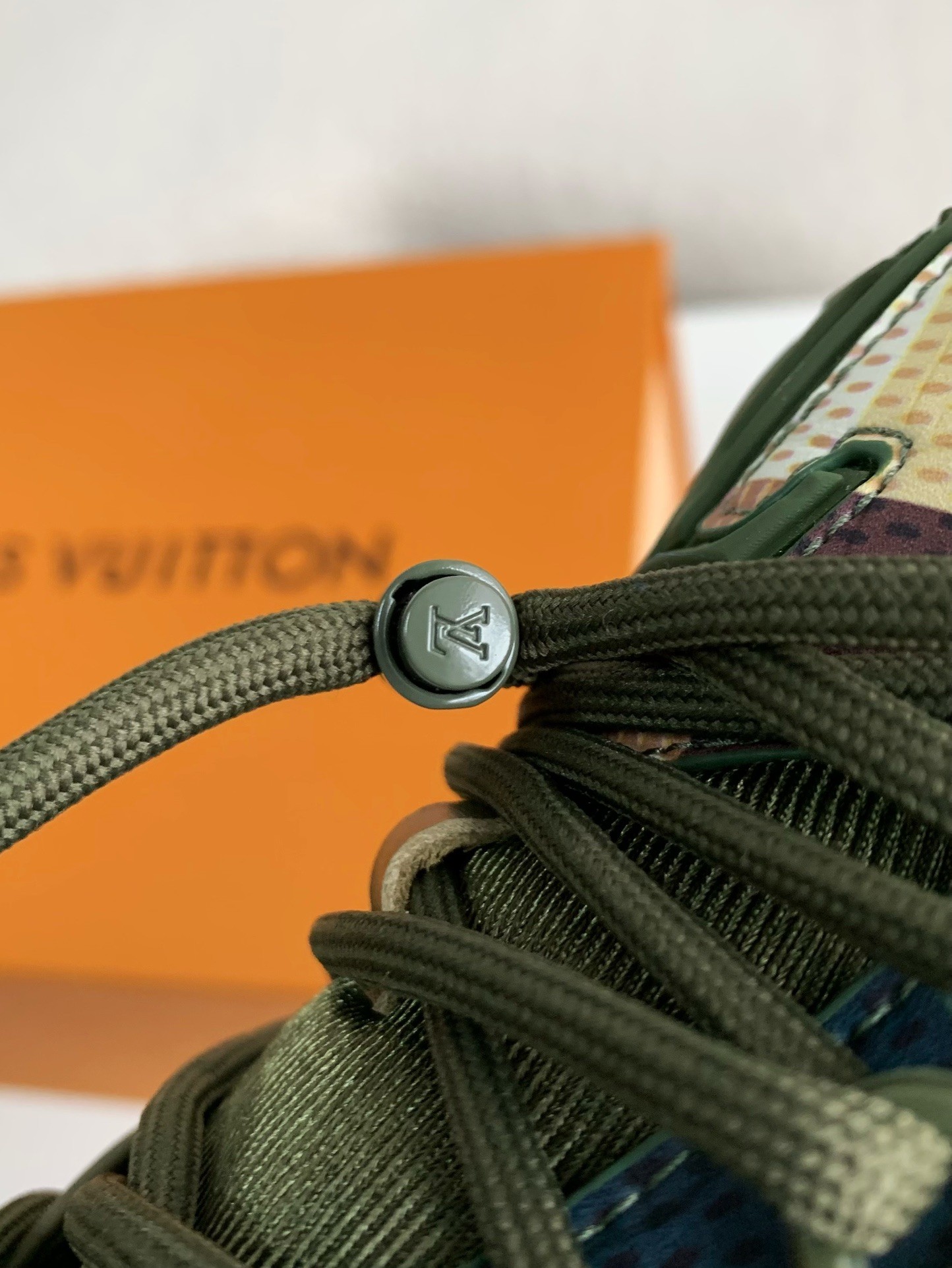 L X V TRAINER MAXI SNEAKERS detail 10