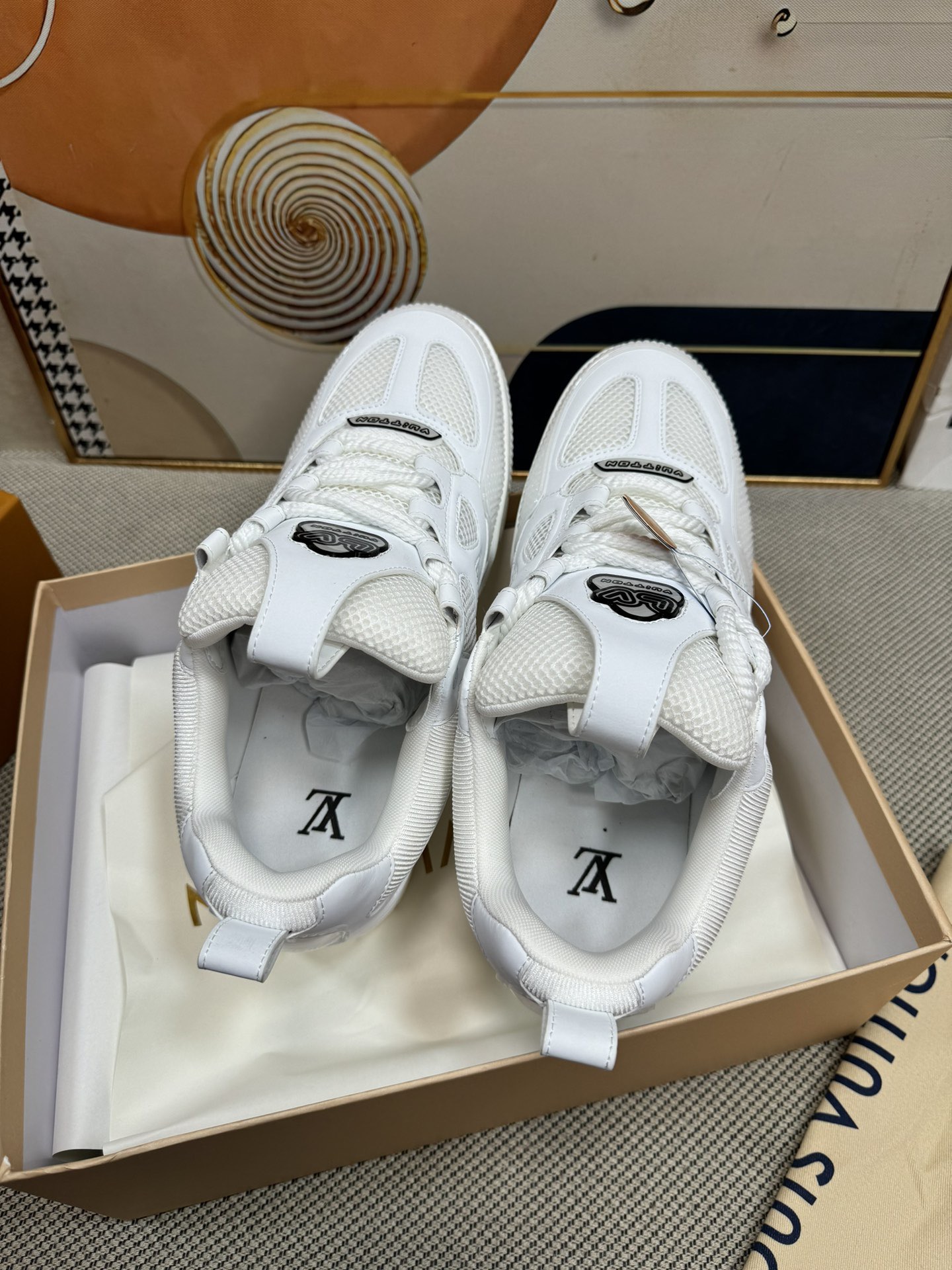 L X V RUNNER sneakers detail 8