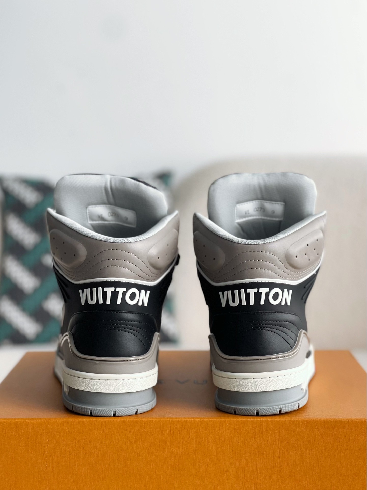 L X V TRAINER SNEAKERS(Men's style) detail 3