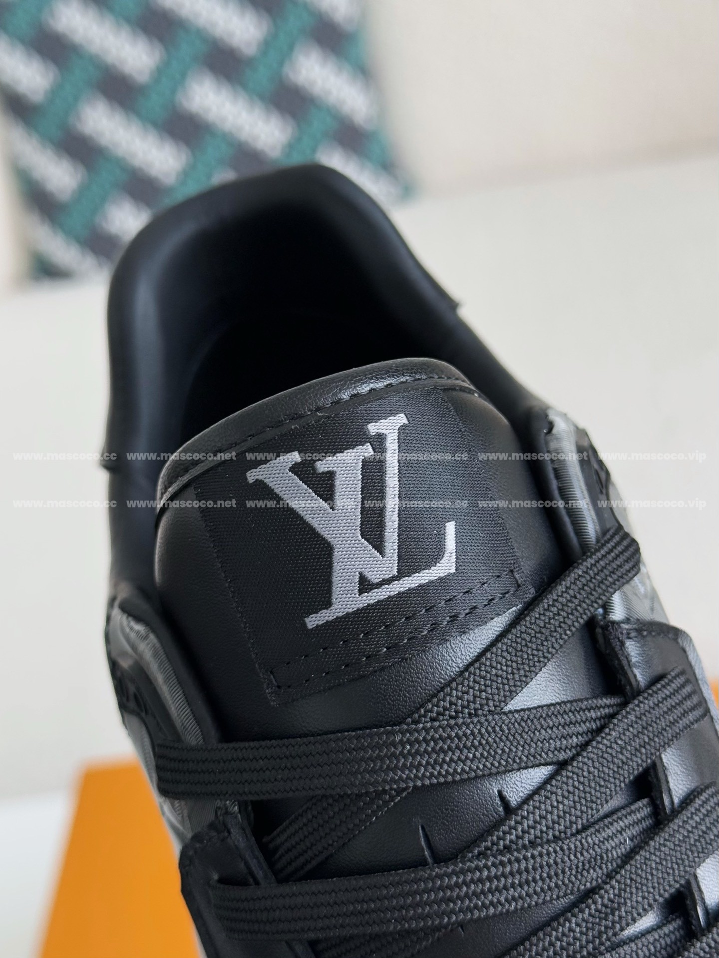 L X V RUN AWAY Casual Shoes detail 10