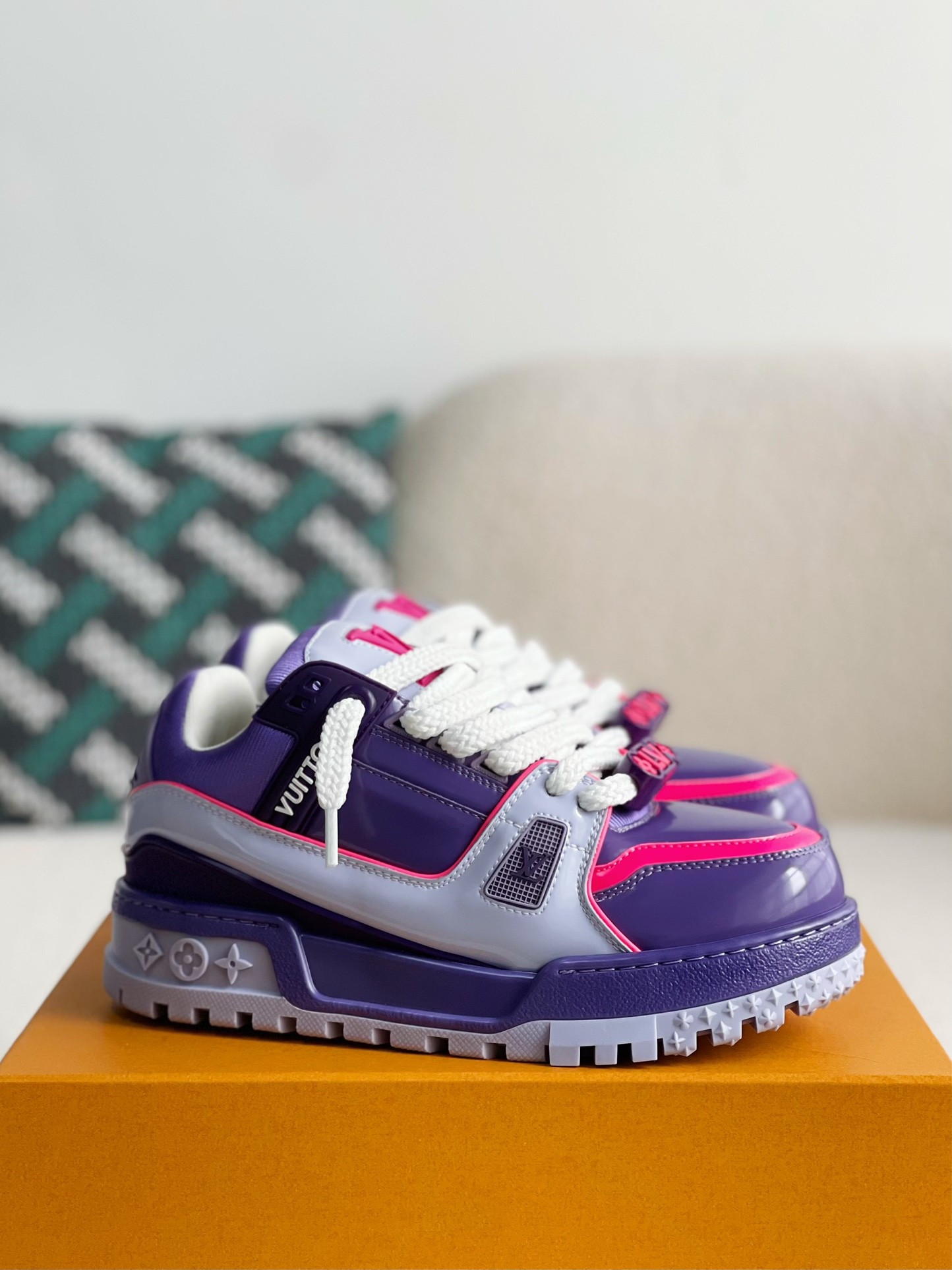 L X V TRAINER MAXI SNEAKERS detail 2