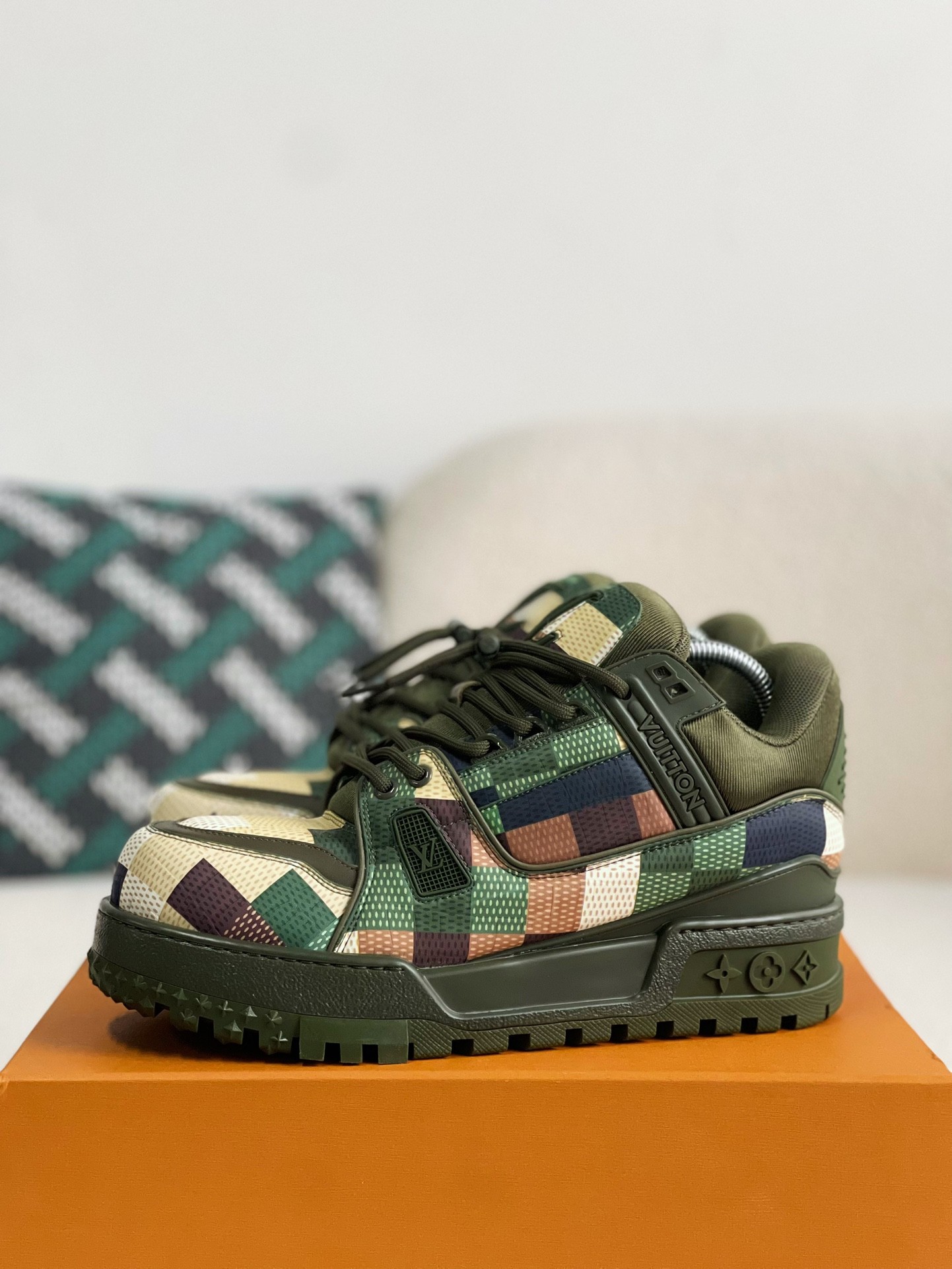 L X V TRAINER MAXI  SNEAKERS