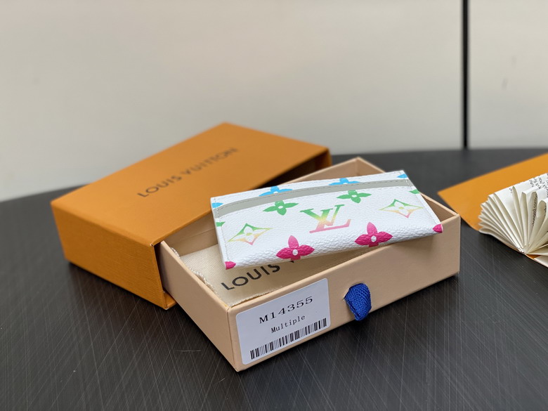 L X V Card holder/Wallets(Multiple sizes) detail 9