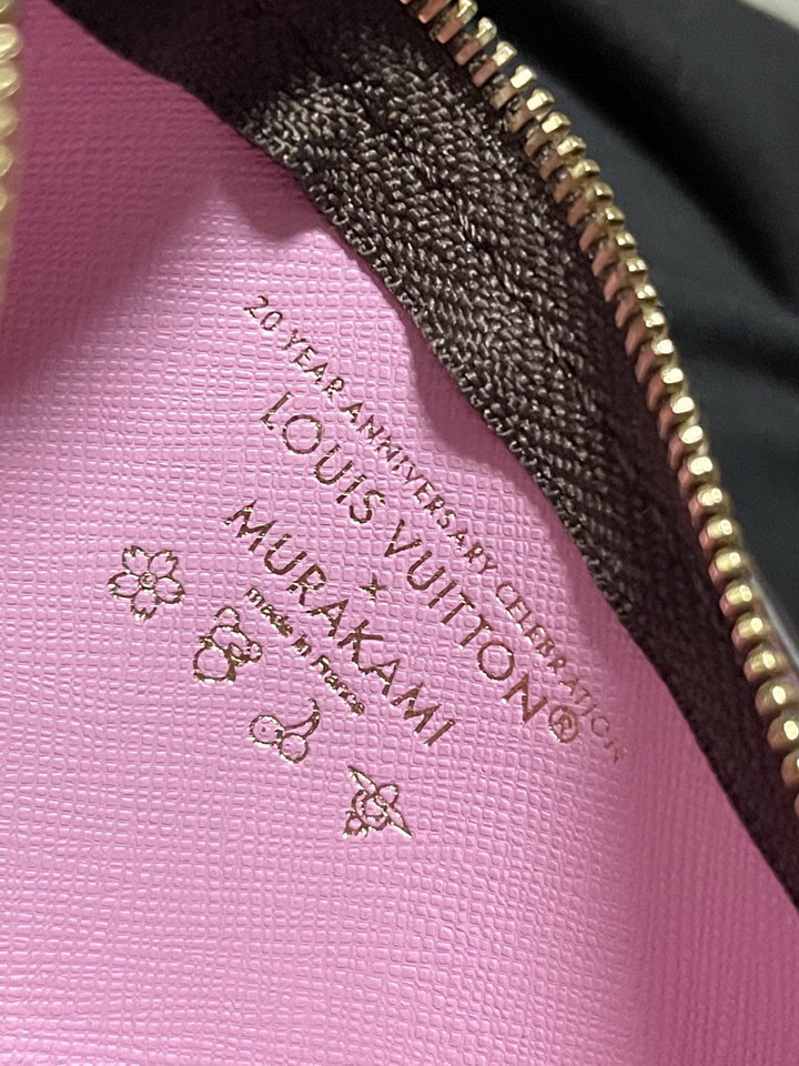 L X V Bucket Bags detail 9