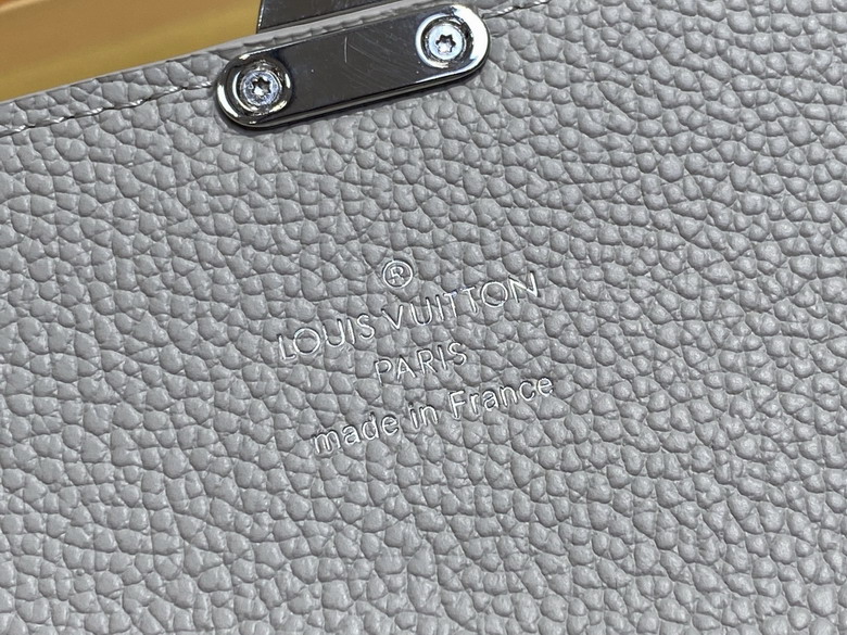L X V Wallets(Multiple sizes) detail 11