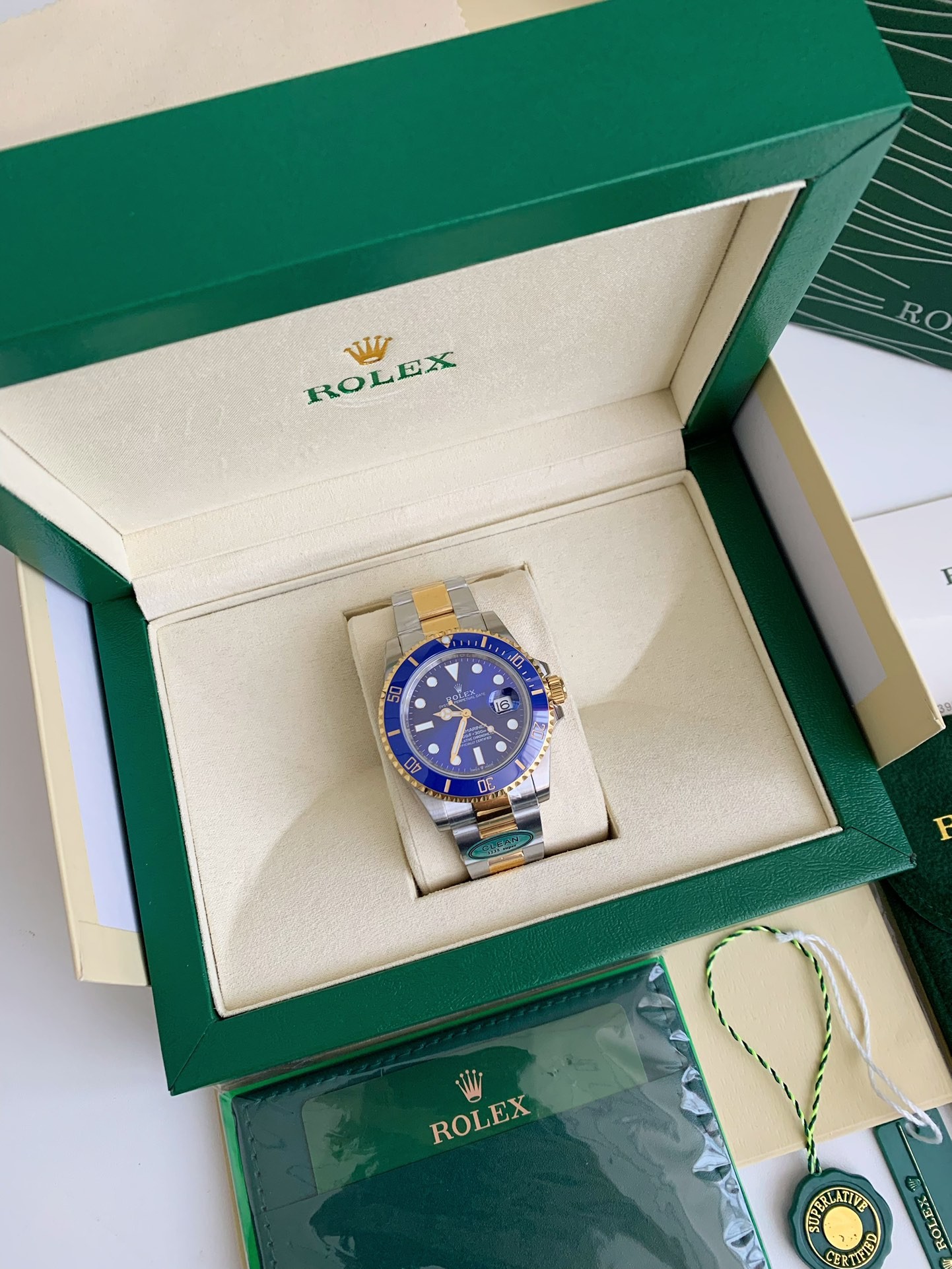 RLX Submariner 41 Series Men's Watch detail 10