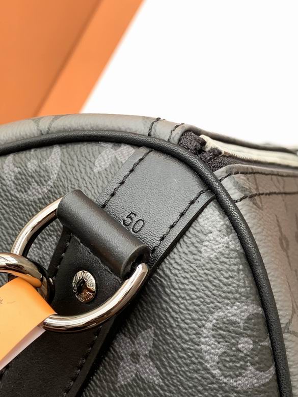 L X V travelling bag 50X29X23cm detail 9