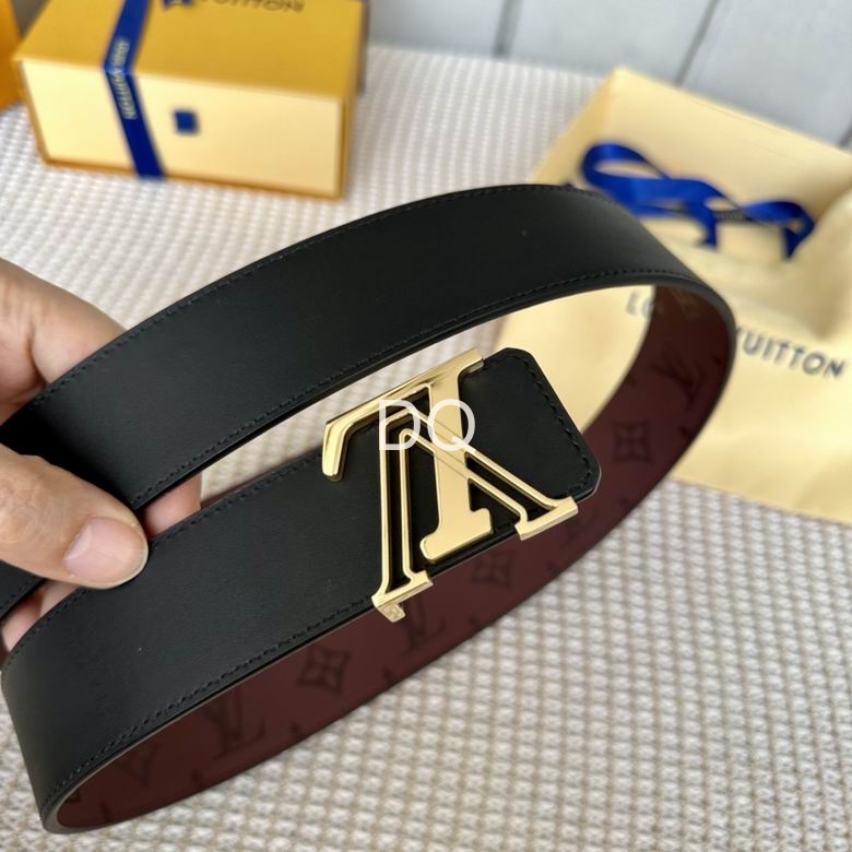 L X V Belt detail 2