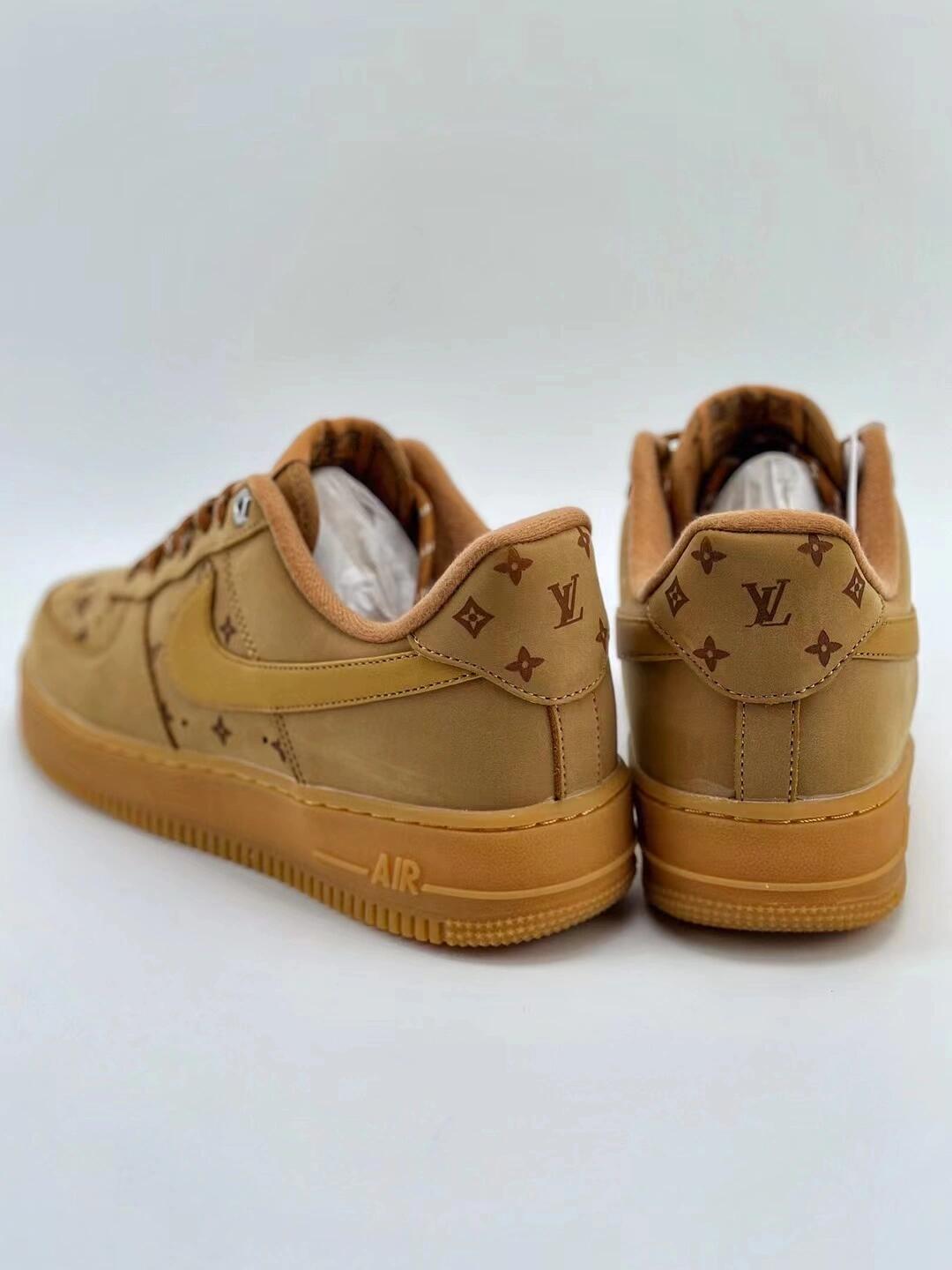 L X V X NK AIR FORCE 1 Sneaker “07” detail 10