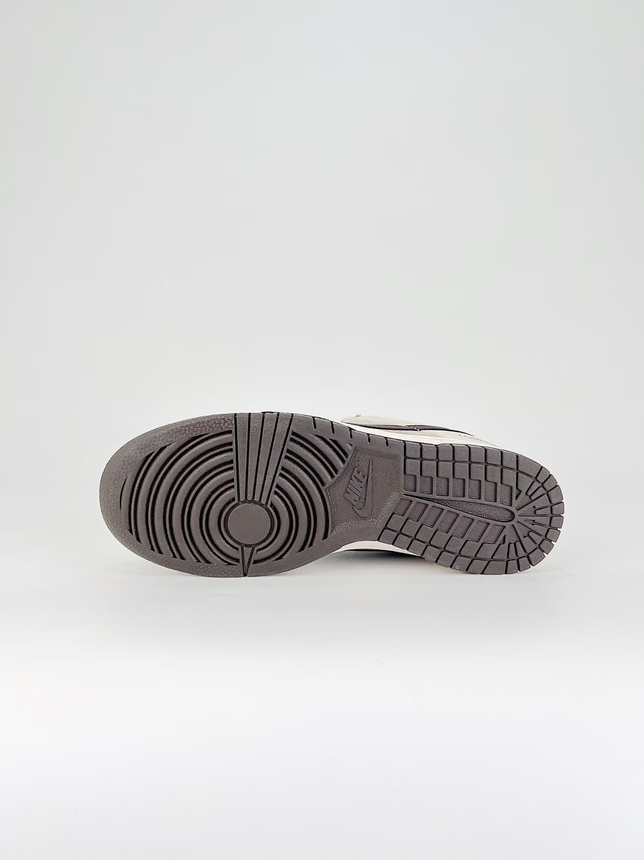 NK Air x LXV Sneakers detail 4