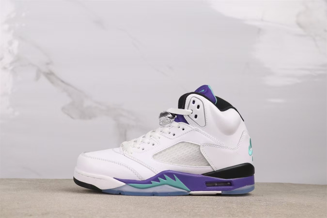JRD 5 OG &ldquo;Grape&rdquo; HQ7978-100