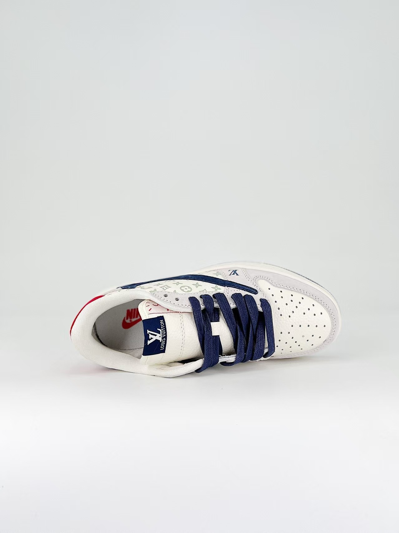 NK Air x LXV Sneakers detail 3