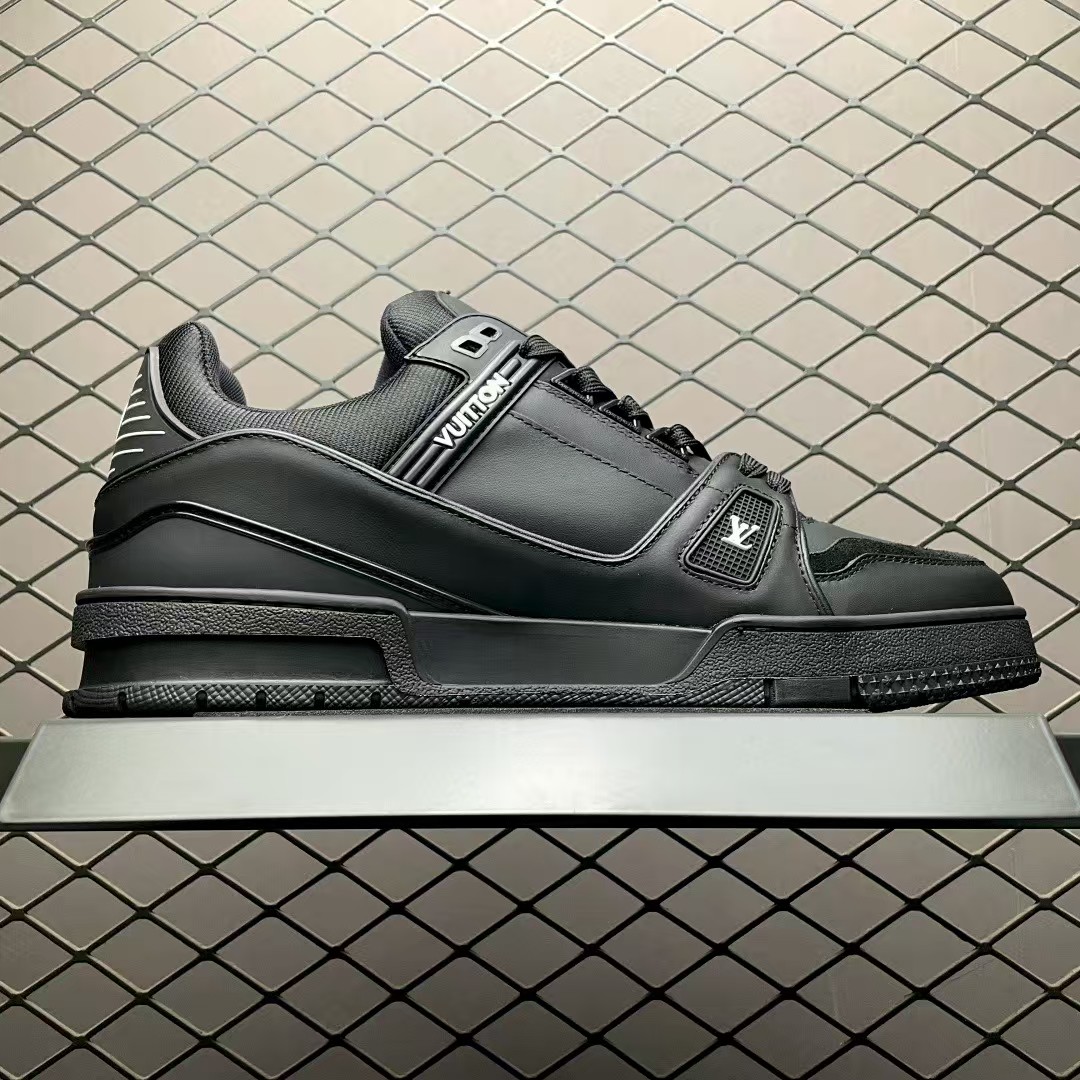 L X V RUNNER sneakers detail 8