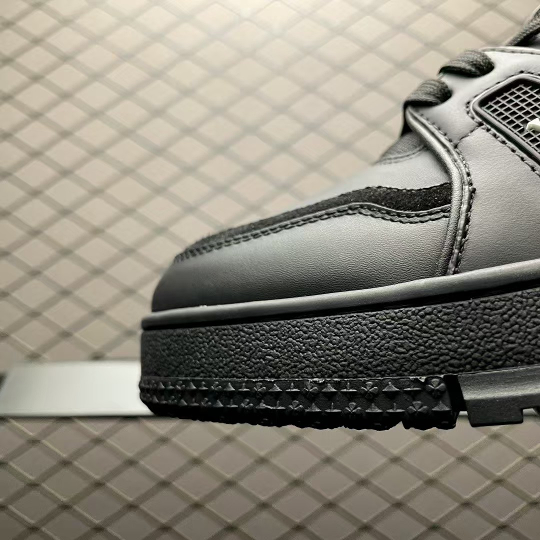 L X V RUNNER sneakers detail 4