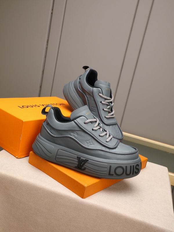 L X V SNEAKERS detail 3