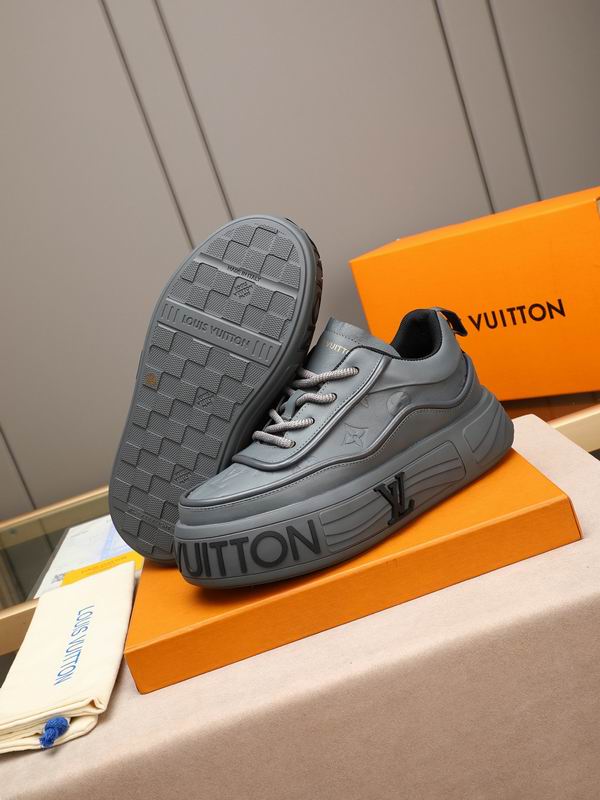 L X V SNEAKERS