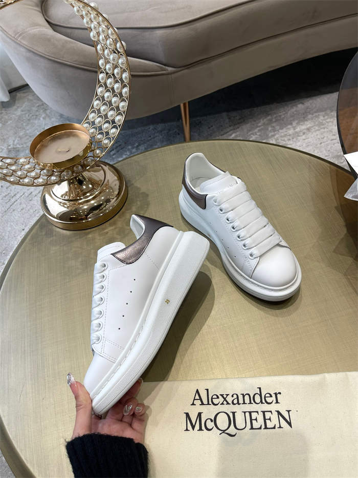 Alexander MQ Oversized detail 5