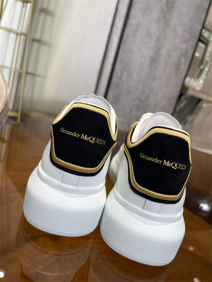 Alexander MQ Oversized detail 7