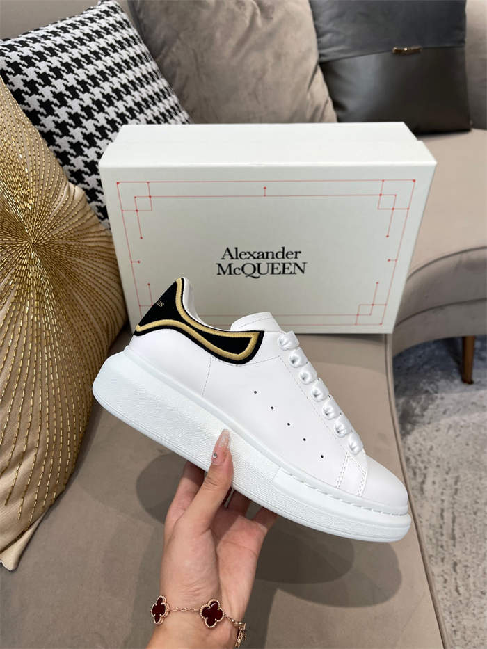 Alexander MQ Oversized detail 5