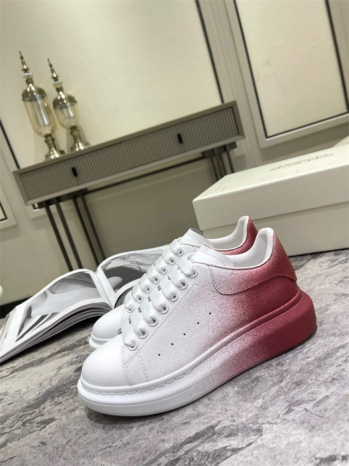 Alexander MQ Oversized detail 2