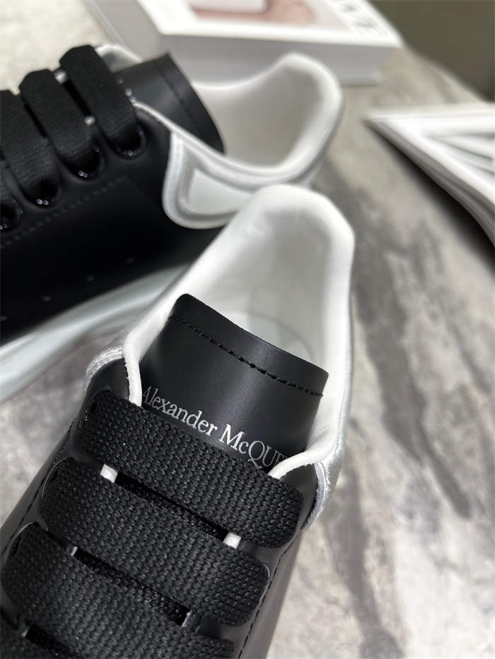 Alexander MQ Oversized detail 7