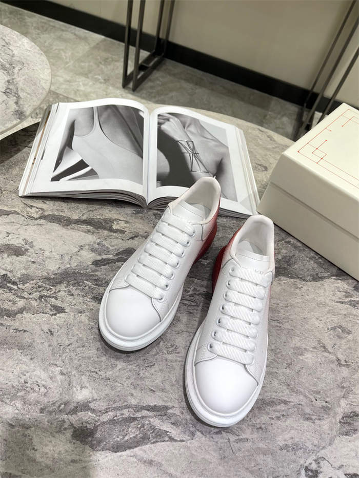 Alexander MQ Oversized detail 3