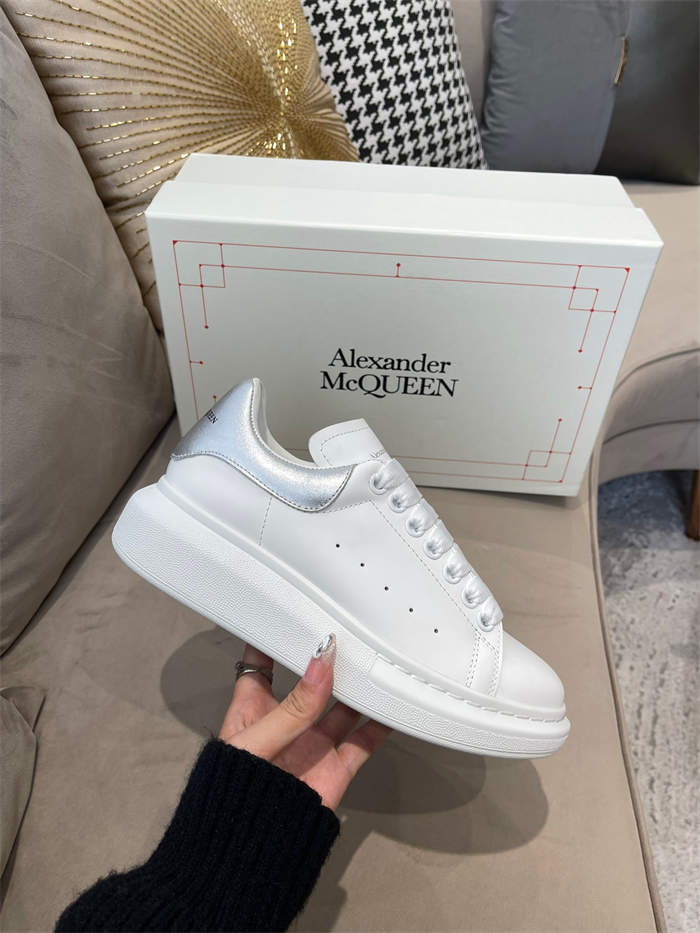 Alexander MQ Oversized detail 5