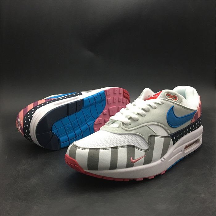 NK Air Max 1 Parra AT3057-100 detail 2