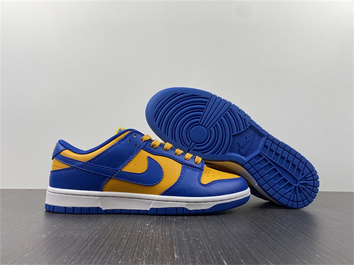 NK Dunk Low UCLA DD1391-402 detail 3